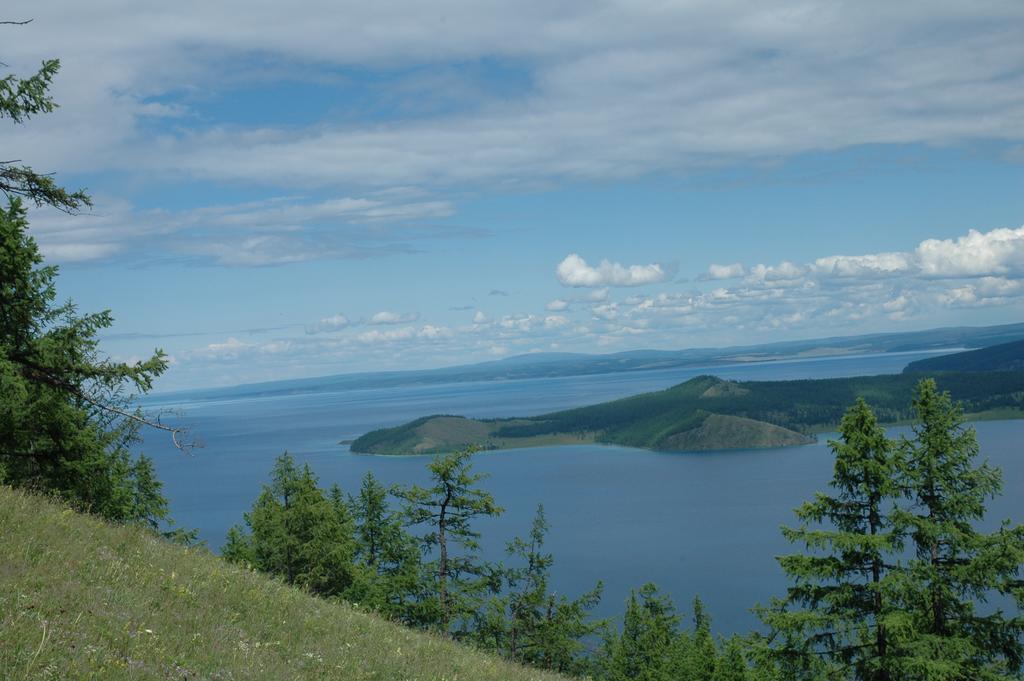 Ub Guesthouse & Tours - Not For Locals Уланбатар Екстериор снимка